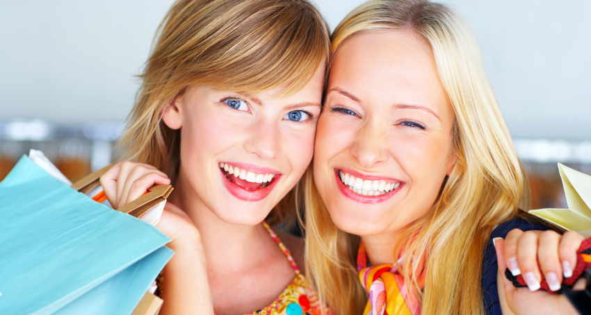 girls-shopping